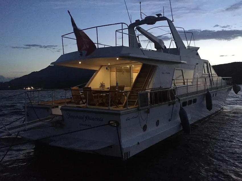 Hotel en barco Boats & Breakfast Genova Porto Antico One Hotel Italia
